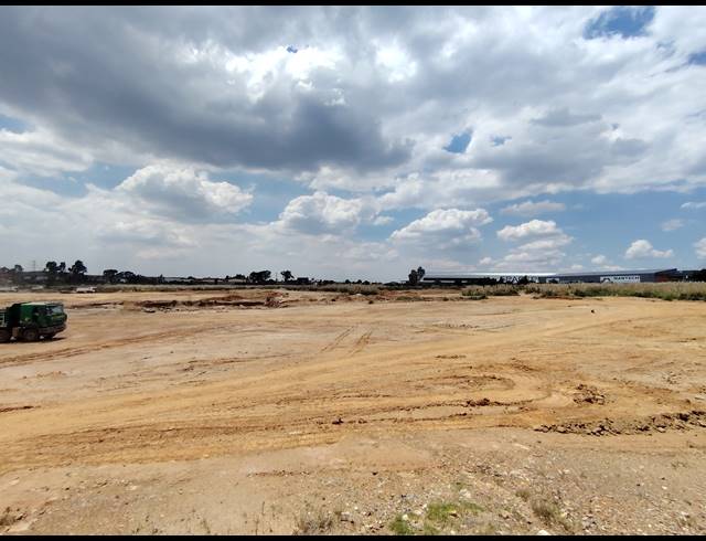38,026M² VACANT LAND FOR SALE IN GOSFORTH PARK